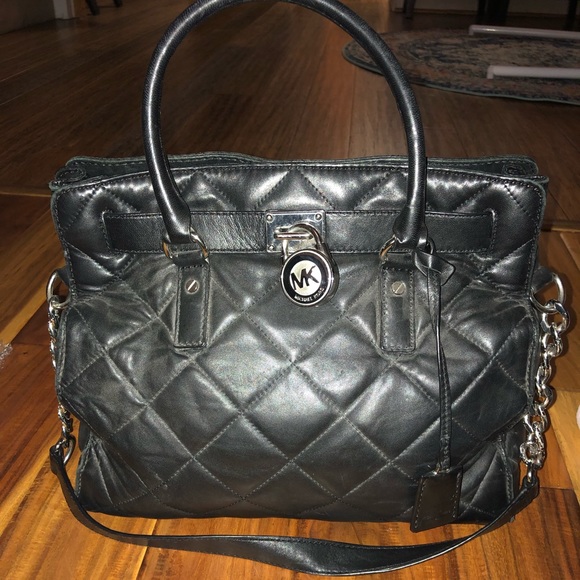 Michael Kors Handbags - Michael Kors Black quilted purse